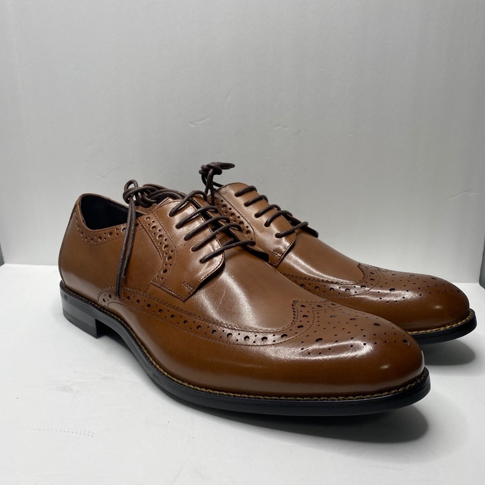 STACY ADAMS GARRISON COGNAC WINGTIP OXFORD - SIZE 10.5M